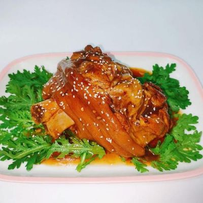 二十种美味可口的肘子吃法