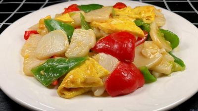 在家轻松制作美味可口的炒年糕：简单易学，口感丰富
